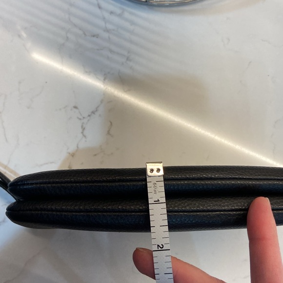 Like new coach double zip wallet - Picture 10 of 10